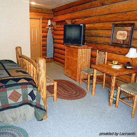 Daniels Summit Lodge Wallsburg Room photo